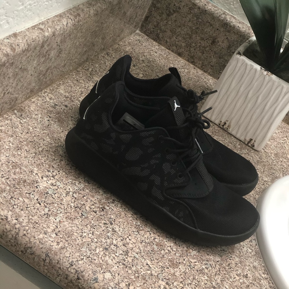 Jordan — Eclipse with Camo Size 5Y (Women 6.5)